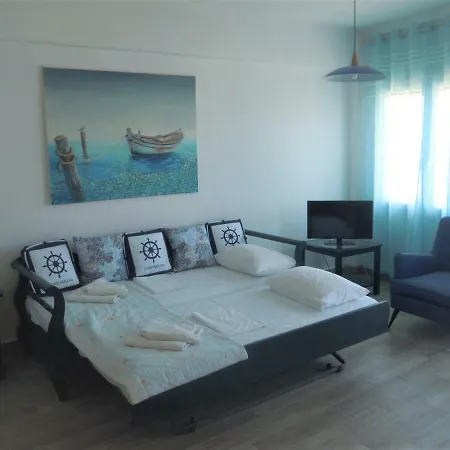 Central アパート タソス